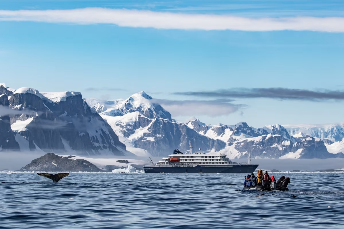 17 Days Extensive Arctic Ocean - North Spitsbergen Explorer