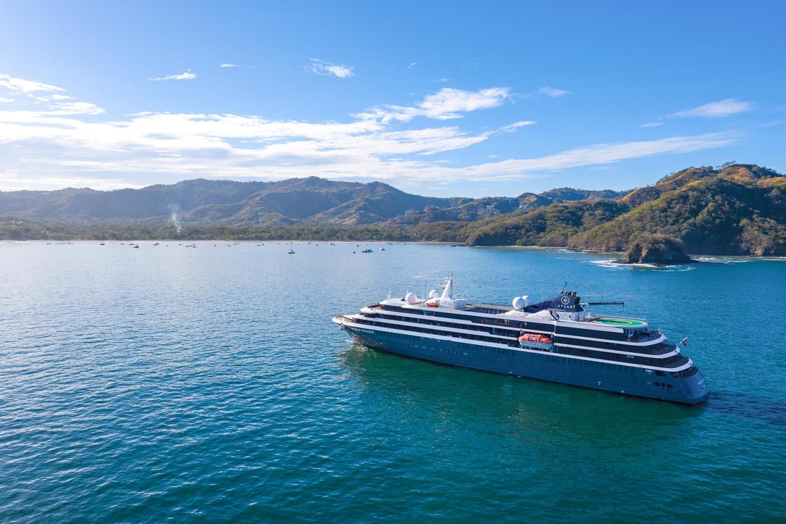 Longyearbyen to Reykjavík