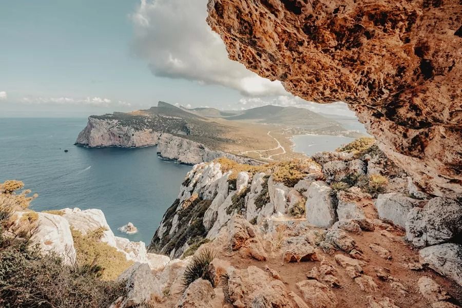 A Journey through Sparkling Bays & Riviera Radiance