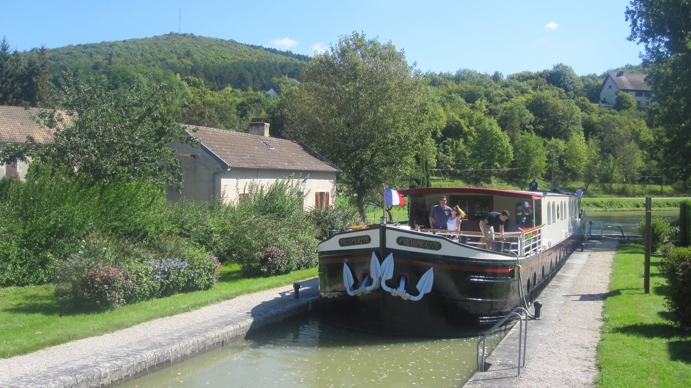 Prospérité - Burgundy Canal