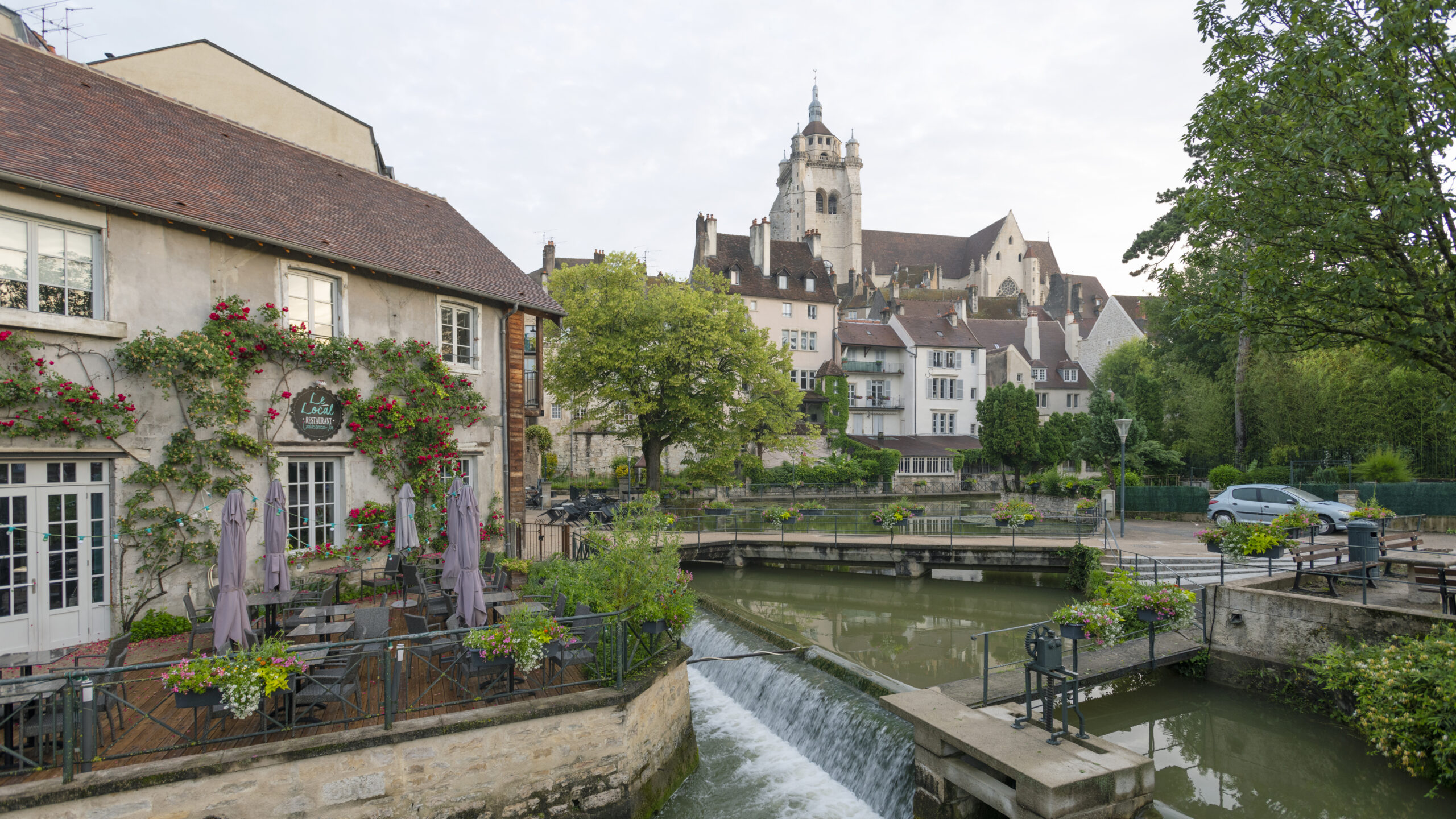 Grand Cru - Burgundy Canal