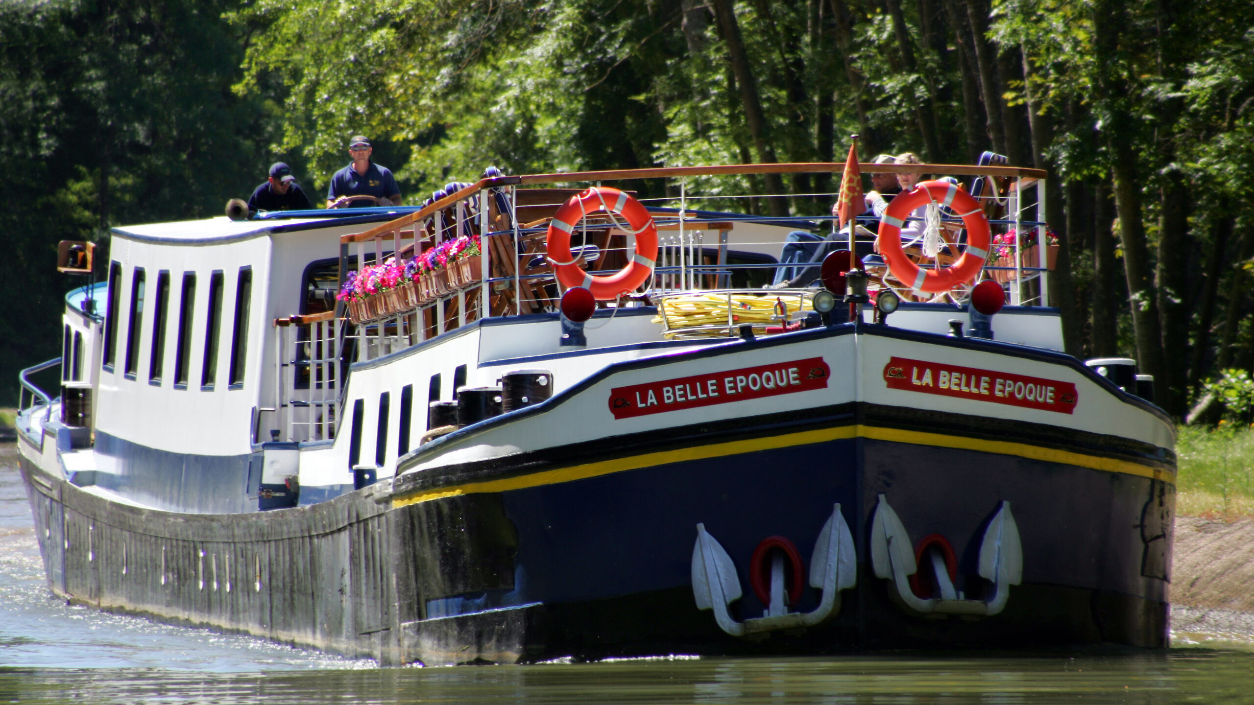 La Belle Époque - Burgundy Canal