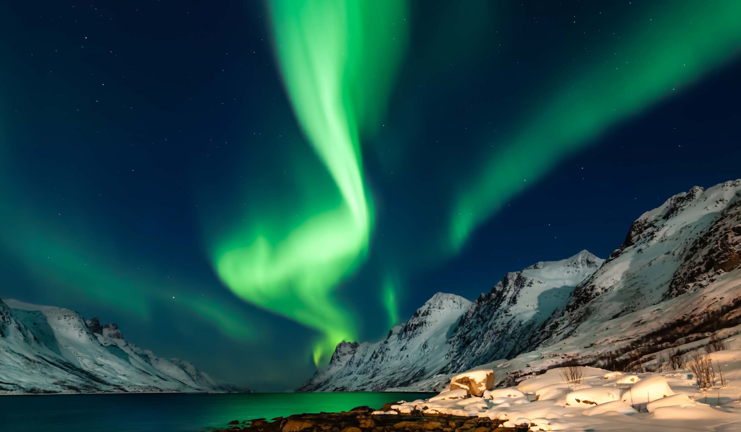 Arctic Days & Northern Lights