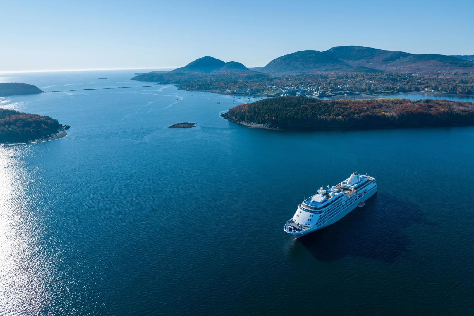 French Polynesia & Pacific Cruise