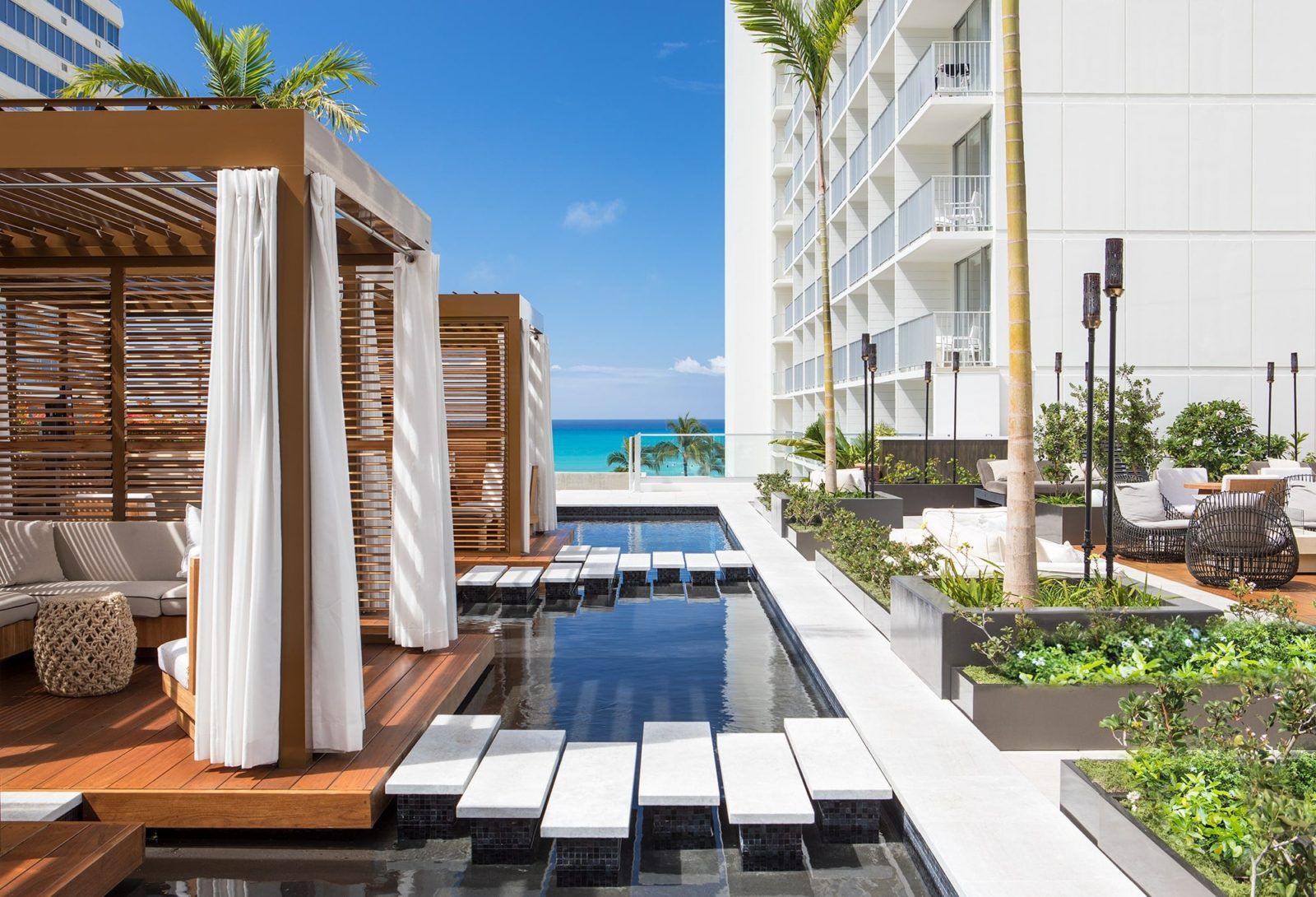 $200 in instant savings at Alohilani Resort Waikiki Beach