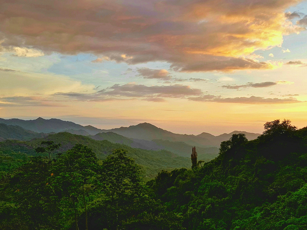 Colombia: Jungle, Mountains and Beaches
