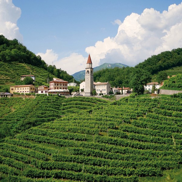 Highlights of Europe - Start London, End Paris, Classic Group, Summer