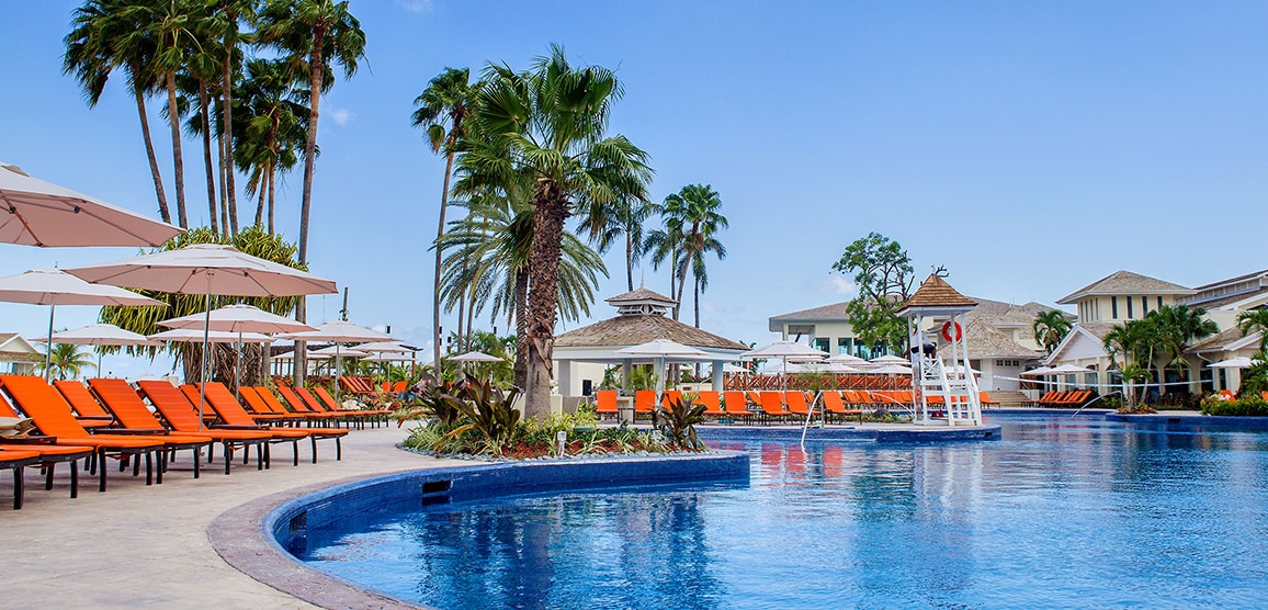 Kids & teens stay & eat free at Moon Palace Jamaica